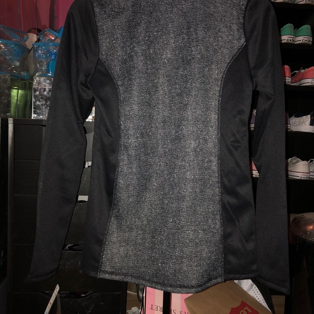 Reebok jacket medium NWT - Picture 3 of 3